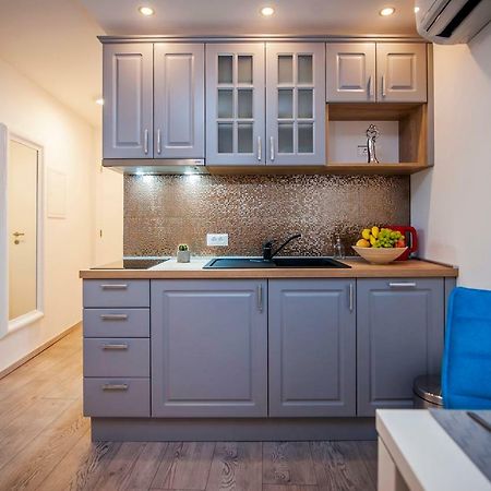 Studio Apartment Kris Rovinj Luaran gambar