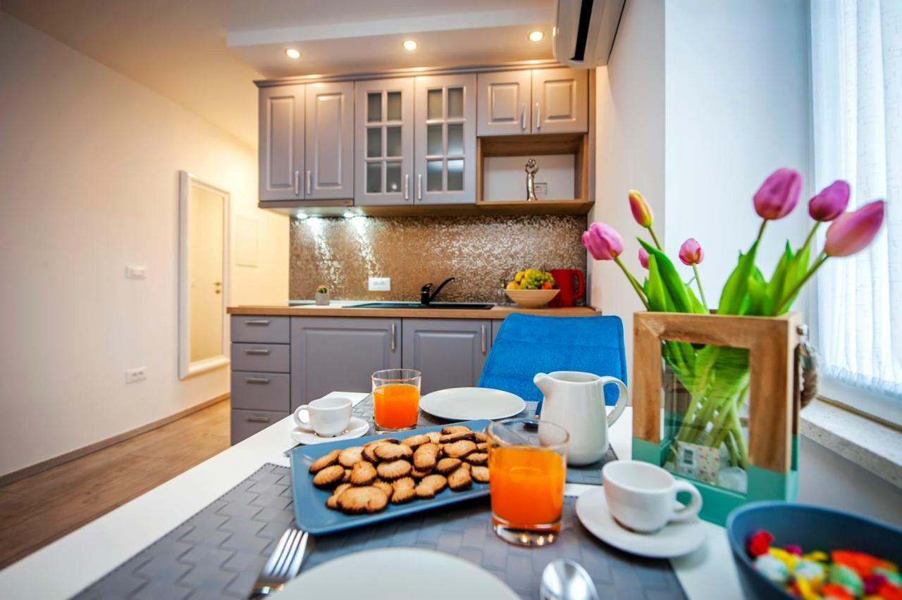 Studio Apartment Kris Rovinj Luaran gambar