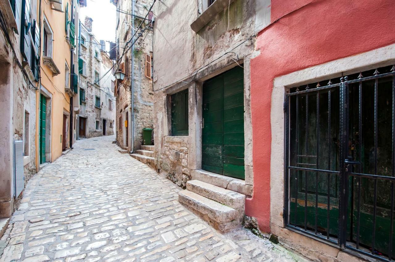 Studio Apartment Kris Rovinj Luaran gambar