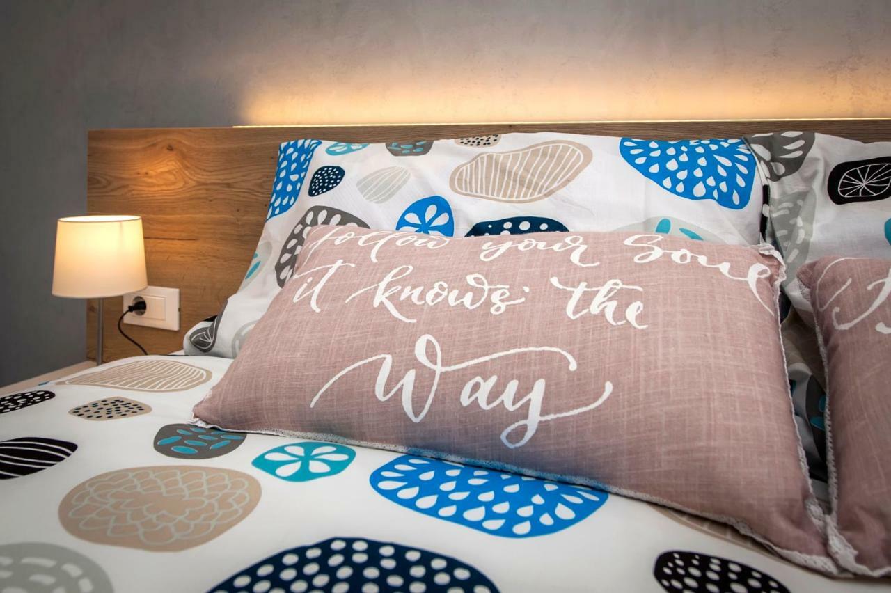 Studio Apartment Kris Rovinj Luaran gambar